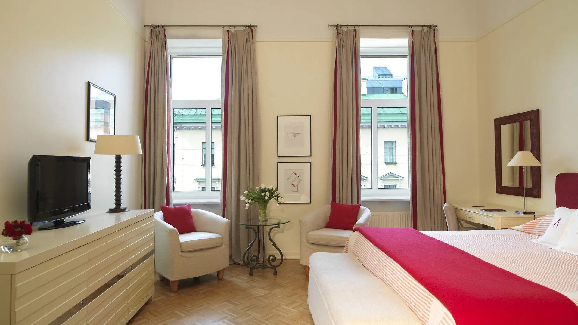 Angleterre Hotel St Pétersbourg 4*,  Russie