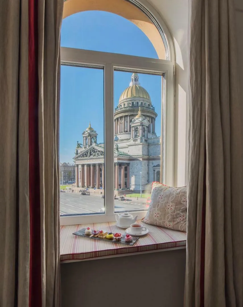 ****  Angleterre Hotel Saint Petersburg Russia